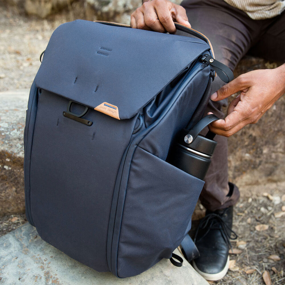 Peak Design Everyday Backpack 30L v2 - Midnight - 8